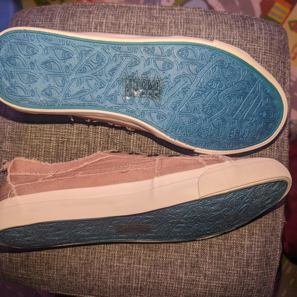 Size 10 Blowfish Shoes